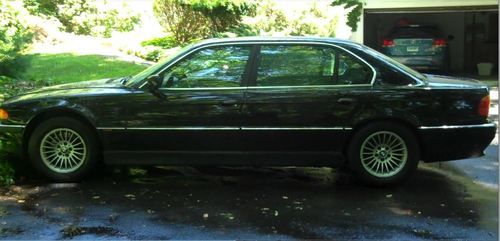 2000 bmw 740il base sedan 4-door 4.4l