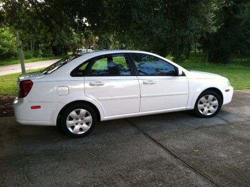 2006 suzuki forenza base sedan 4-door 2.0l