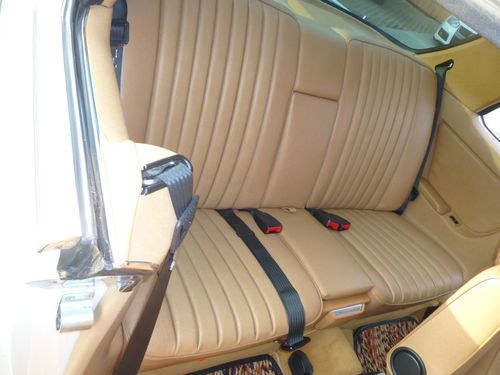 1983 Mercedes-Benz 300CD Base Coupe 2-Door 3.0L LOW miles Impeccable Condition, image 13