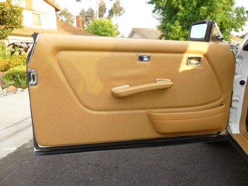 1983 Mercedes-Benz 300CD Base Coupe 2-Door 3.0L LOW miles Impeccable Condition, image 19