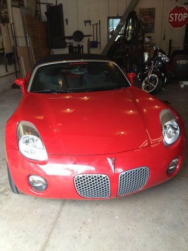 2008 pontiac solstice base convertible 2-door 2.4l