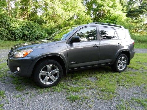 One-owner grey 2009 toyota rav4 4wd sport suv ~ 85k miles ~ clean carfax ~ 4x4