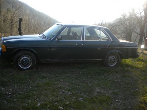 1979 mercedes-benz 240d base sedan 4-door 2.4l