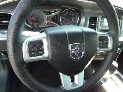 SE RWD 3.6LT Automatic Trans Alloy Wheels power Seats Accident Free South Own, image 17