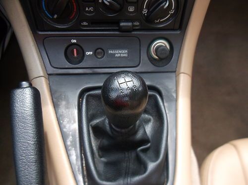 2000 Mazda Miata Convertible 2-Door 1.8L, US $10,890.00, image 14