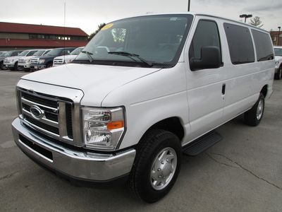 2012 ford econoline e350 xlt 12 passenger van--5.4l v8--backup camera