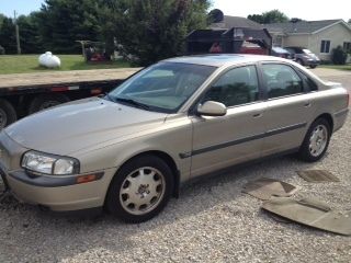 2001 volvo s80 2.9 sedan 4-door 2.9l