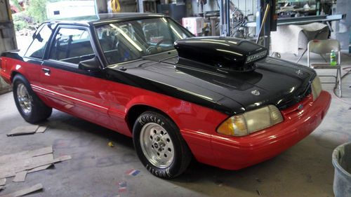 1990 ford mustang lx sedan 2-door