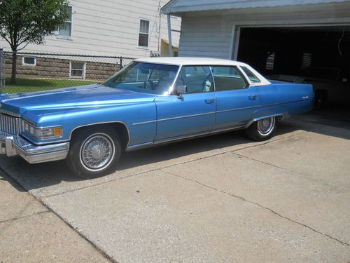 1976 cadillac deville base sedan 4-door 8.2l