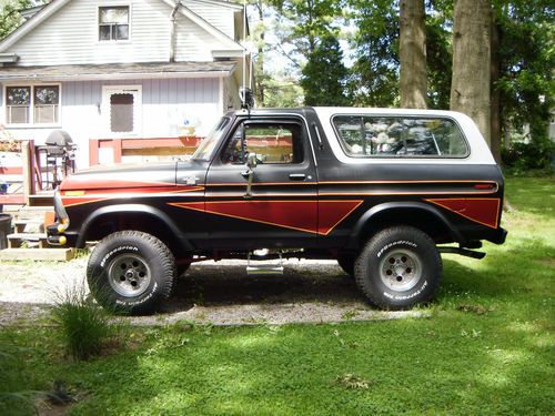 1978 Ford Bronco Ranger XLT Sport Utility 2-Door 6.6L, image 2
