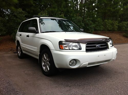 2005 subaru forester xs wagon 4-door 2.5l