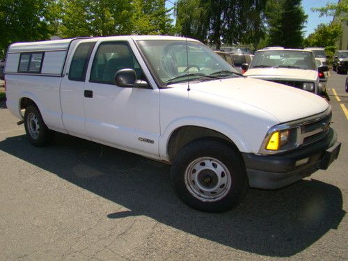 1995 chevrolet s10 pickup ls ext. cab short bed 4wd