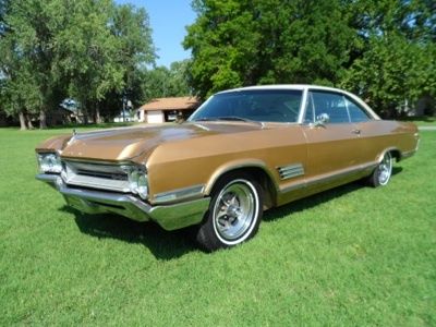 1966 buick wildcat gs coupe