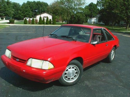 1991 Ford Mustang LX Hatchback. Great Gas Saver/ N/R Auction Starts At $199, image 2