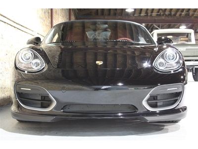 2011 boxster spyder. 1200 miles!!  perfect!!