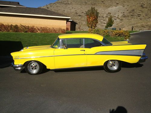 1957 chevrolet 2 door hard top