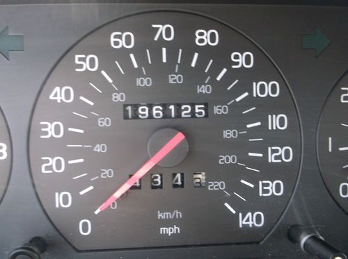 1991 VOlvo 740, NO RESERVE, image 5