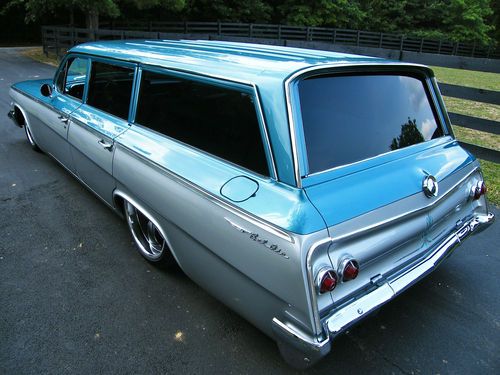 Chevy wagon low rider air bag pancake show car street rod streetrod kustom pro