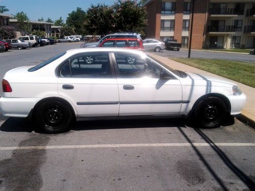 Road worthy 2000 honda civic lx 4-door sedan for parts or engine replacement