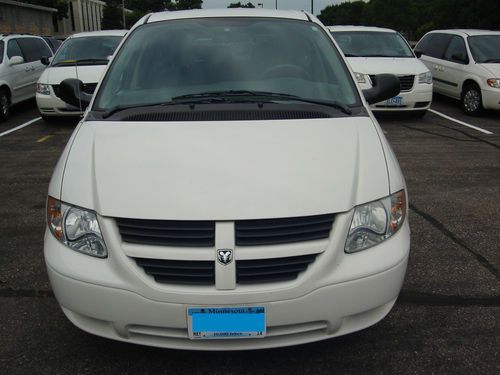 2006 dodge caravan sxt mini passenger van 4-door 3.3l