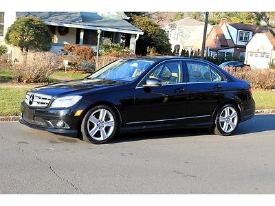 The car that makes sense !!! panoramic roof and navigation !!!