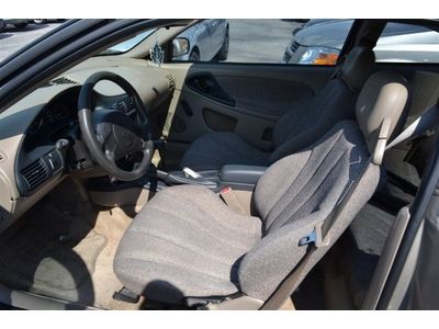 Base Coupe 2.2L Front Wheel Drive Tires - Front All-Season Wheel Covers A/C, image 9