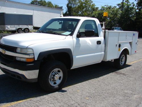 Southern at&amp;t altec utility truck well maintained truck 6.6 duramax turbo diesel