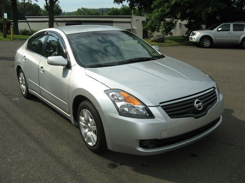 2009 nissan altima 2.5s 40k