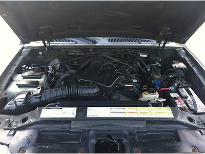 2001 Ford Explorer Sport 2 door 4X4 Clean Dealer trade Must sell OBO, US $1,750.00, image 10