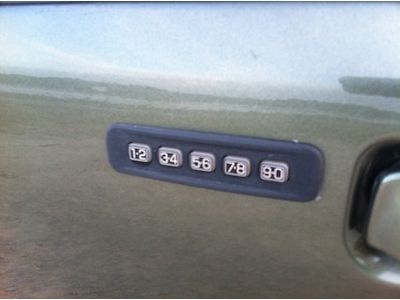 2001 Ford Explorer Sport 2 door 4X4 Clean Dealer trade Must sell OBO, US $1,750.00, image 38