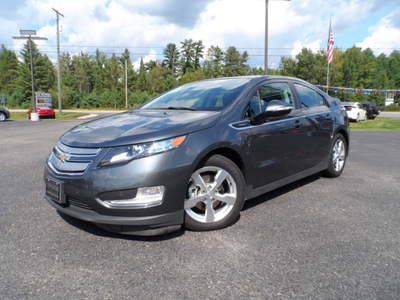 2011 chevrolet volt electric car navigation heated leather back-up cam save gas