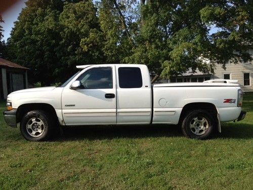 1999 chevy silverado 4x4 z-71 extended cab 3-door