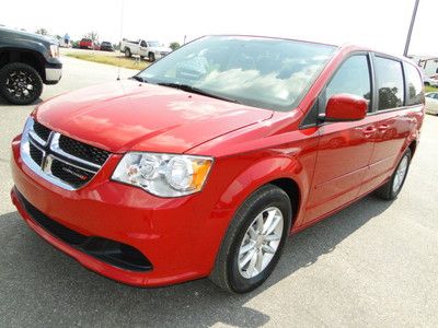 2013 dodge grand caravansxt rebuilt salvage title, rebuidable repaired damage