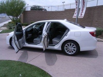 NEW XLE V6 Leather HDD Nav w/ JBL audio Blind Spot Opt Loaded w/ Full Power Opts, image 5