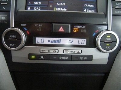 NEW XLE V6 Leather HDD Nav w/ JBL audio Blind Spot Opt Loaded w/ Full Power Opts, image 38