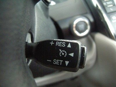 NEW XLE V6 Leather HDD Nav w/ JBL audio Blind Spot Opt Loaded w/ Full Power Opts, image 46