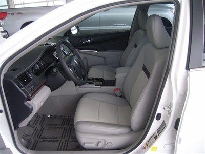 NEW XLE V6 Leather HDD Nav w/ JBL audio Blind Spot Opt Loaded w/ Full Power Opts, image 54