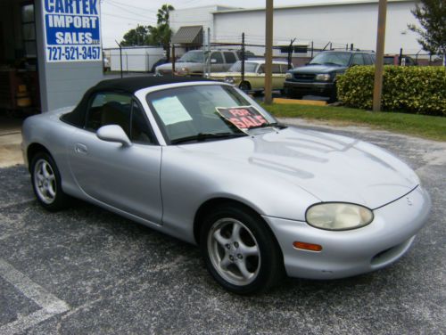 Very nice 2000 mazda miata ls automatic trans.