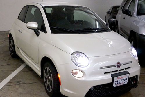 2013 electric fiat500e personalized by snoop lion: proceeds benefit mptf