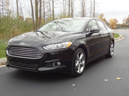 2013 ford fusion se sedan 4-door 1.6l