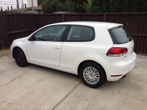 2010 volkswagen golf base hatchback 2-door 2.5l no reserve