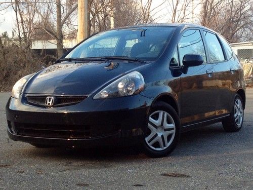 2007 honda fit base hatchback 4-door 1.5l  automatic no reserve