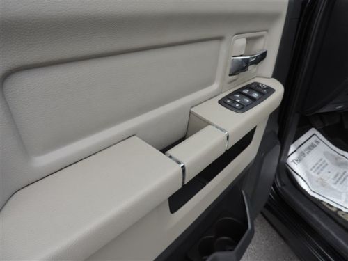 Big Horn 5.7L CD Rear Wheel Drive Tow Hitch Power Steering ABS Aluminum Wheels, image 14