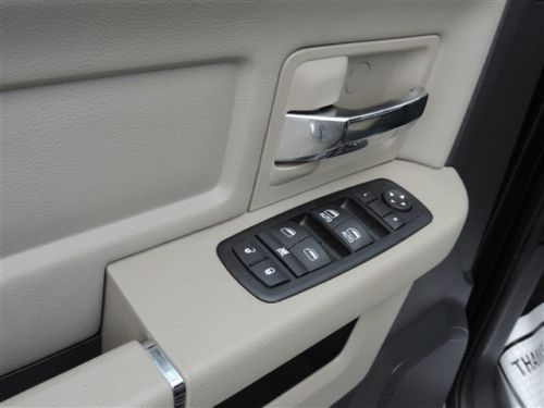 Big Horn 5.7L CD Rear Wheel Drive Tow Hitch Power Steering ABS Aluminum Wheels, image 15