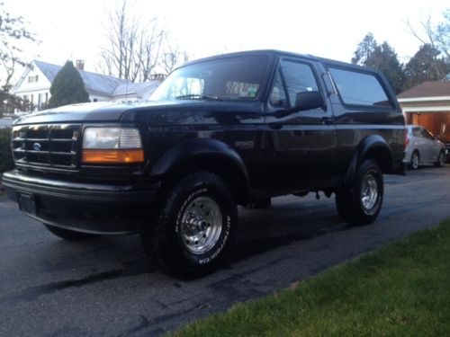 1995 ford bronco xlt