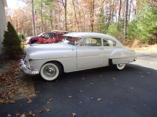 1950 Oldsmobile 88 Club Sedan 2 Door, image 2