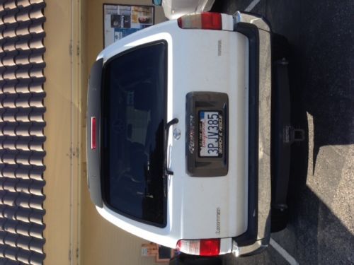 1996 Toyota 4Runner Limited Sport Utility 4-Door 3.4L, image 4