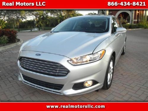 2013 ford fusion se