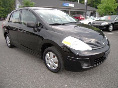 2009 Versa, 5 Speed Manual, 1.6L 4 Cyl, Sedan, A/C, CD, 55K miles, US $7,995.00, image 4