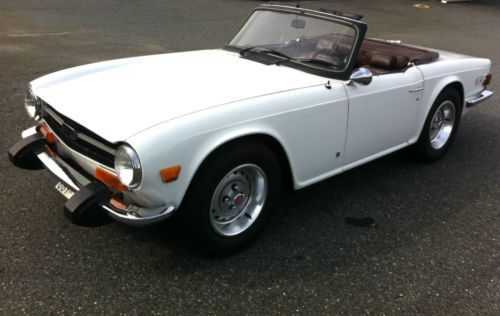 Triumph tr6 1974 white chestnut interior very nice unrestored driver